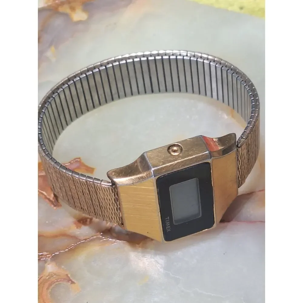 Vintage 1970s Timex LED Digital Watch Gold Tone Type H Speidel Band Untested